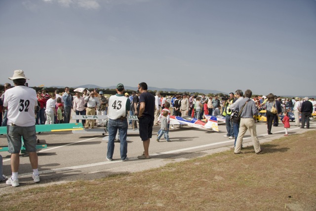 Download EUG001570 (640Wx427H)